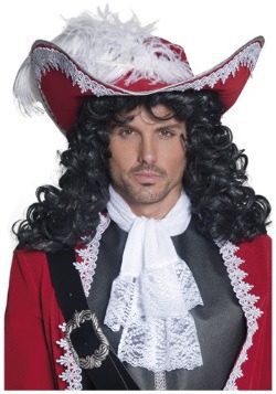 Sombrero de pirata rojo con plumas