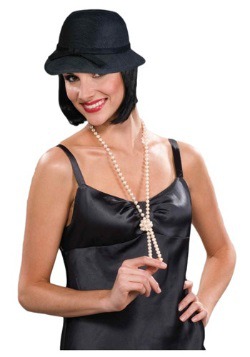 Gorra negra estilo flapper