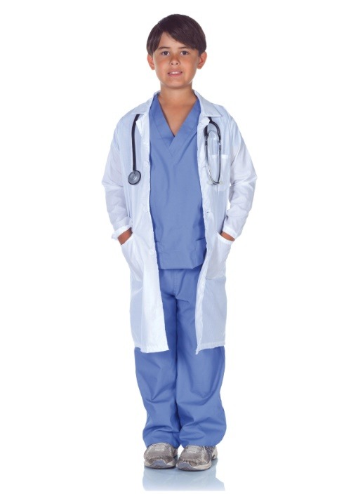 Médico de niño friega con Labcoat