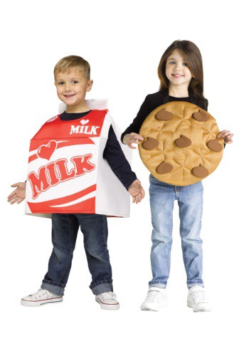 Disfraz infantil de leche y galletas