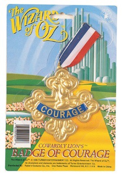 Pin de insignia de valor